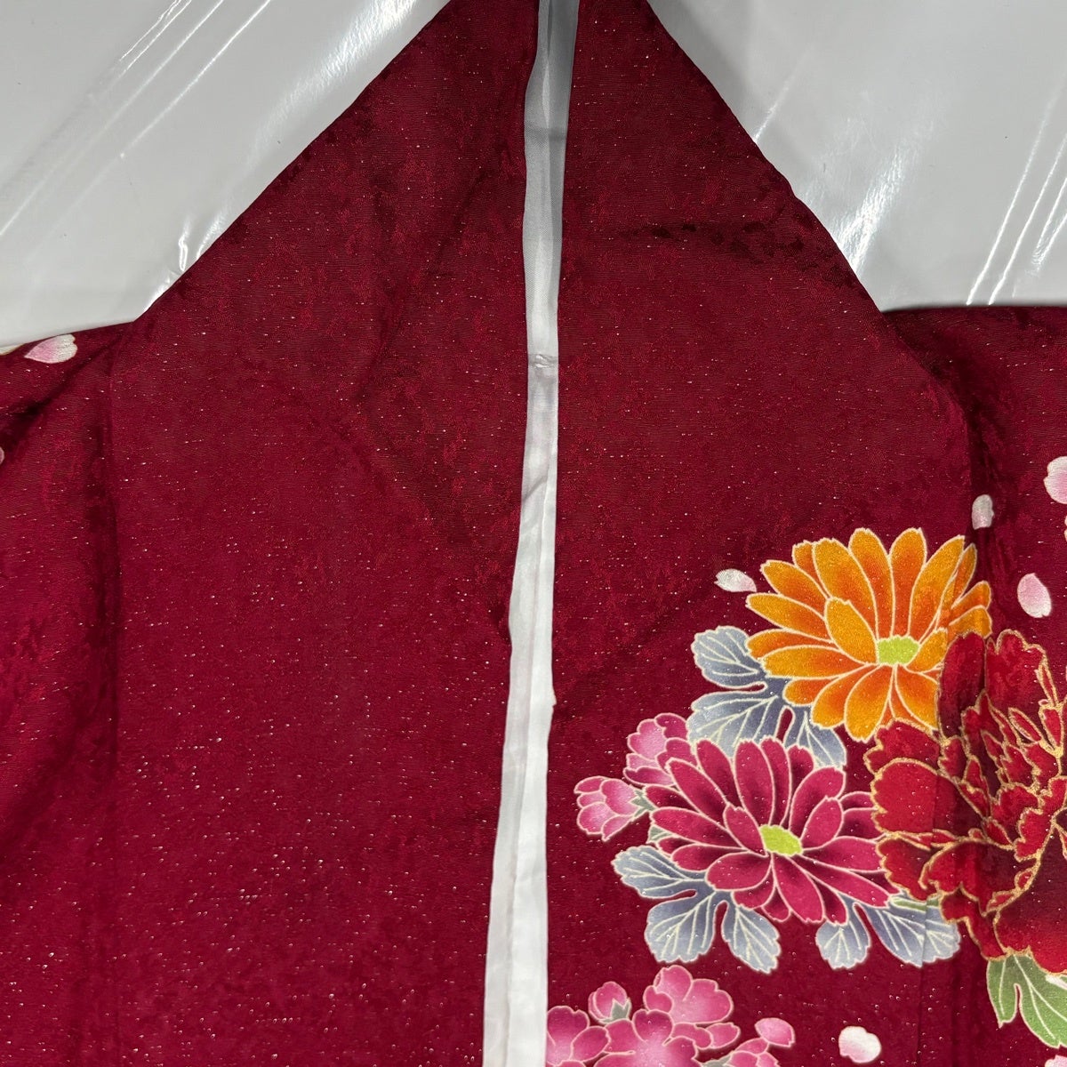 美品】 振袖 身丈168.5cm 裄丈68cm L 袷 牡丹 桜 銀通し 金糸 えんじ色