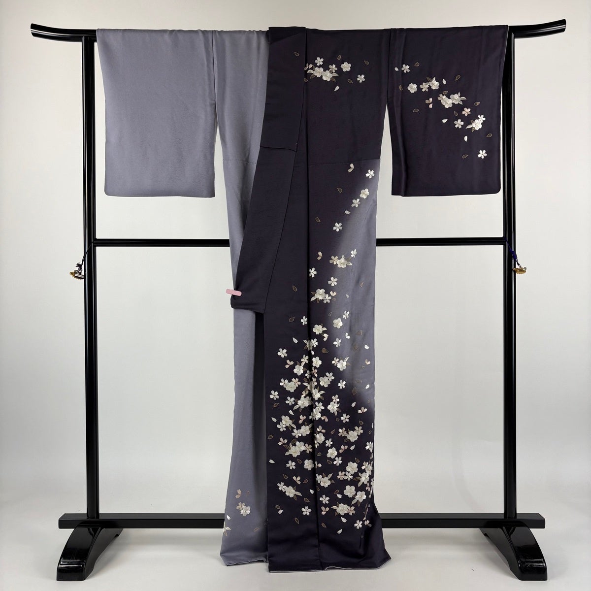 訪問着 身丈166.5cm 裄丈70cm L 袷 桜 花びら 刺繍 金糸 灰紫 正絹