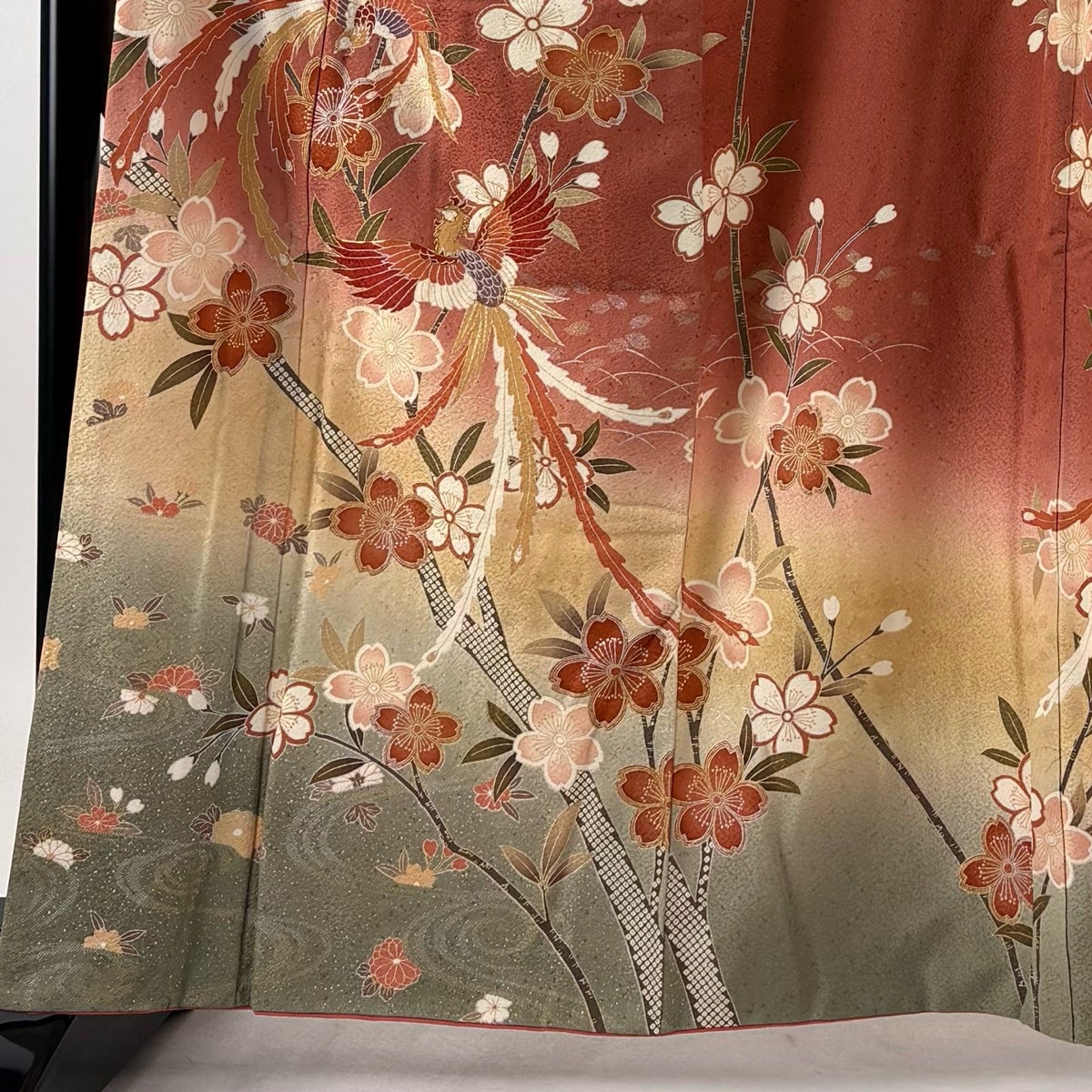 美品】 振袖 身丈160.5cm 裄丈66cm M 袷 鈴乃屋 向かい鳥 桜 金糸 金銀