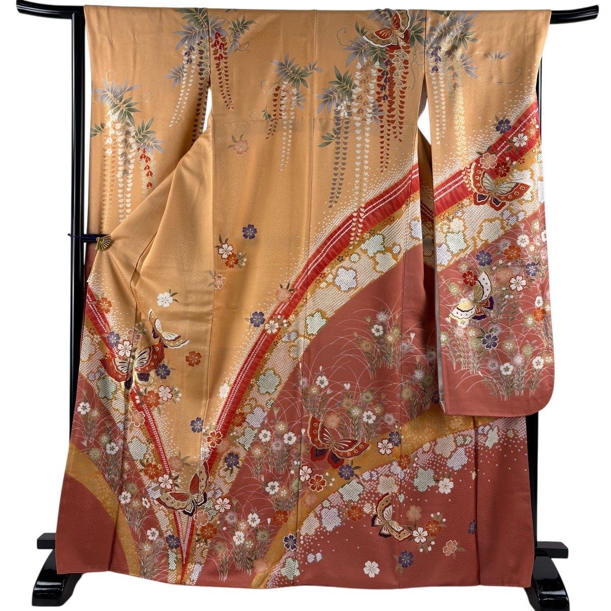 振袖 身丈168.5cm 裄丈67.5cm L 七宝 金糸金通し 朱色正絹名品 美品】 振袖 身丈168.5cm 裄丈66.5cm M 袷 蝶 桜 金糸 金銀彩 オレンジ