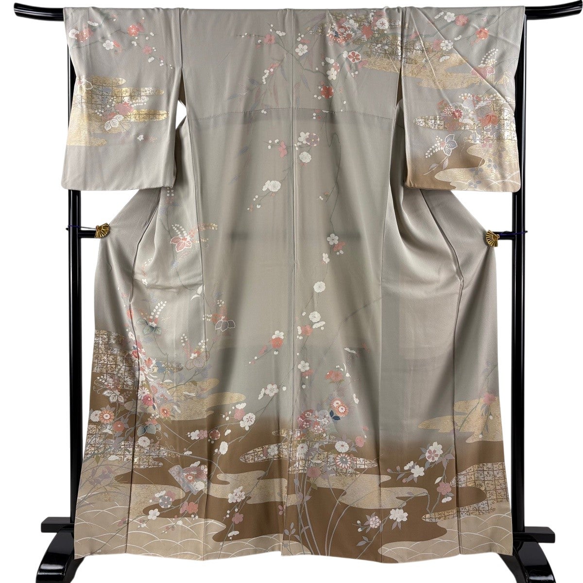 訪問着 身丈167.5cm 裄丈67cm M 袷 草花 ヱ霞 金銀彩 染め分け 灰色