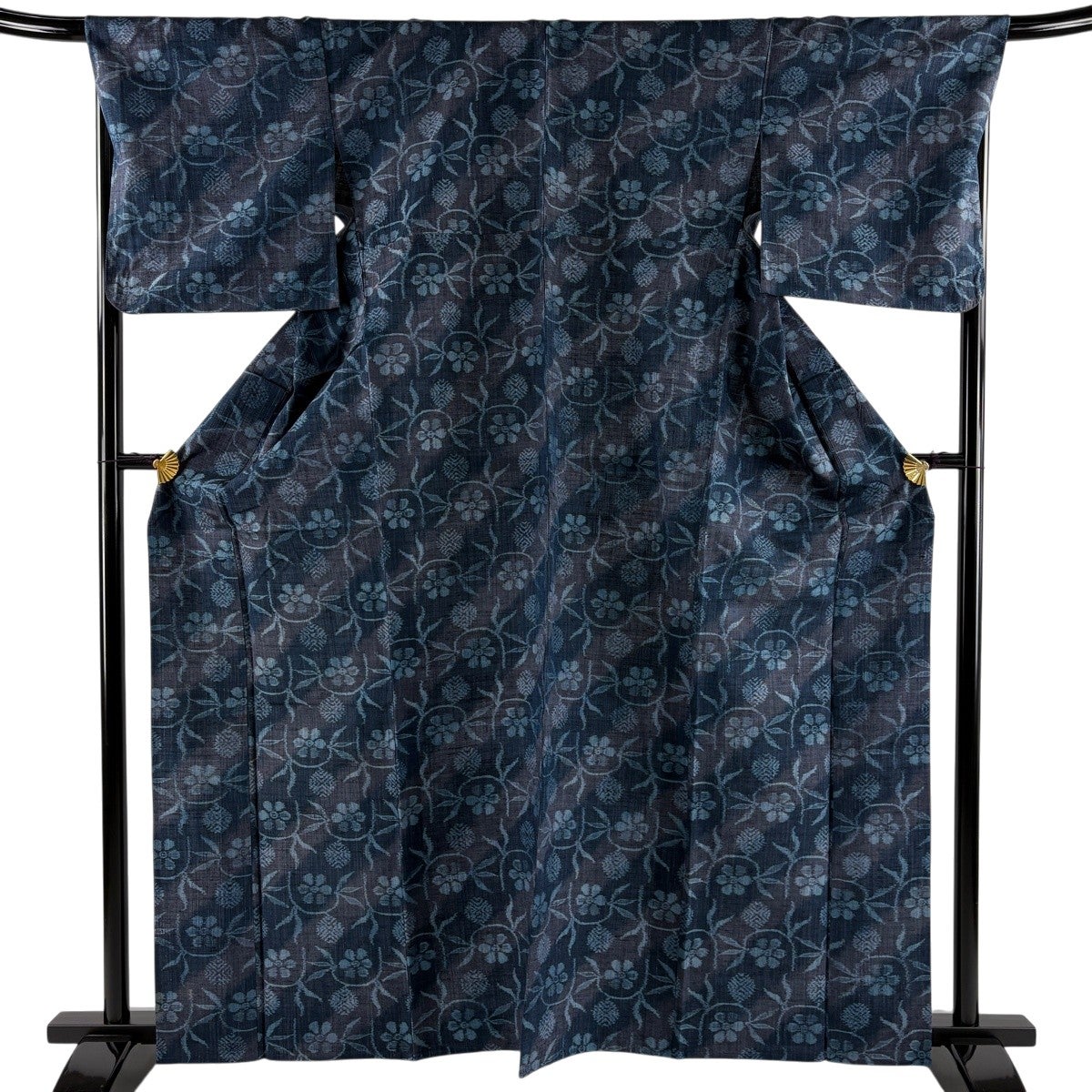紬 身丈163cm 裄丈69cm L 単衣 笹蔓 斜縞 紺色 正絹 秀品｜中古・古着