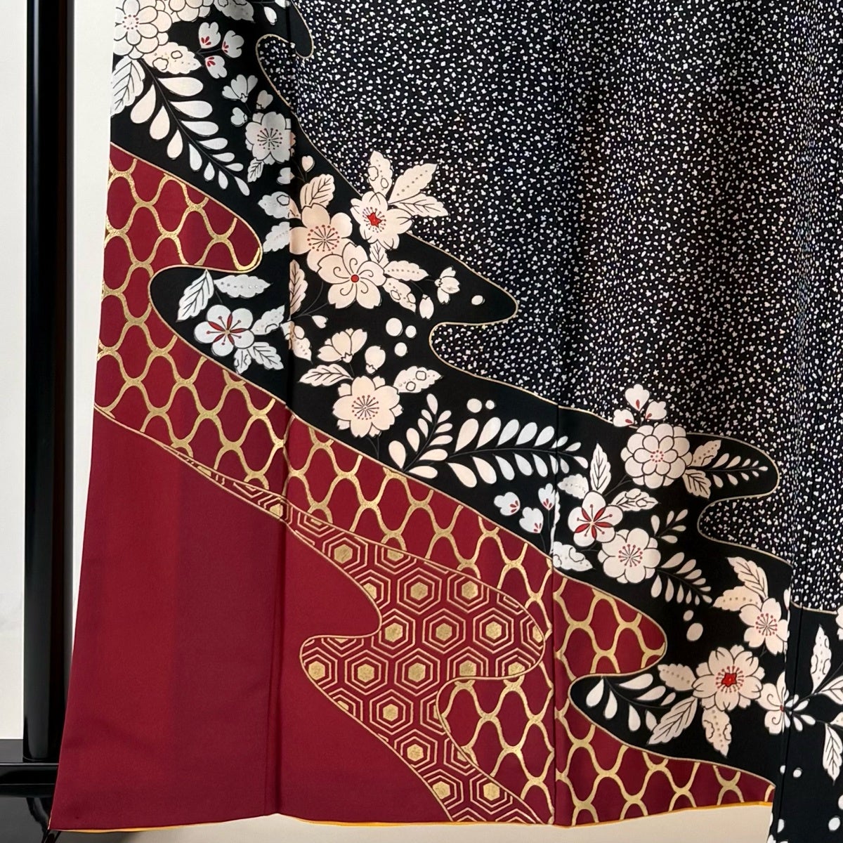 訪問着 身丈161cm 裄丈68.5cm L 袷 桜 網目 金彩 染め分け 黒 化繊