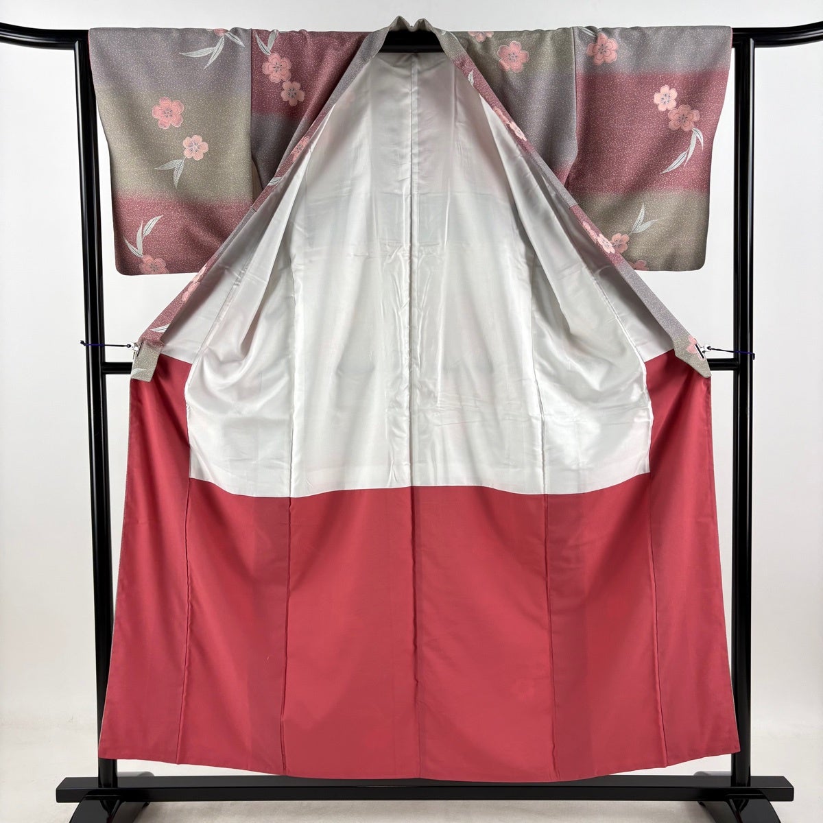 小紋 身丈155cm 裄丈64cm M 袷 バチ衿 桜 段縞 灰緑 化繊 優品｜中古