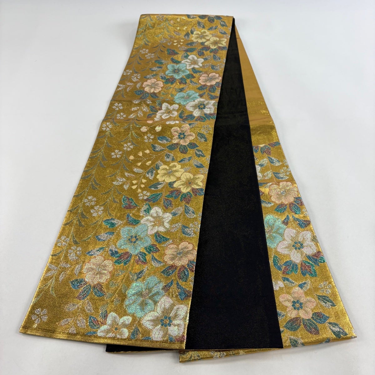 袋帯 秀品 振袖向き 桜 箔 金糸 金色 六通 正絹｜中古・古着