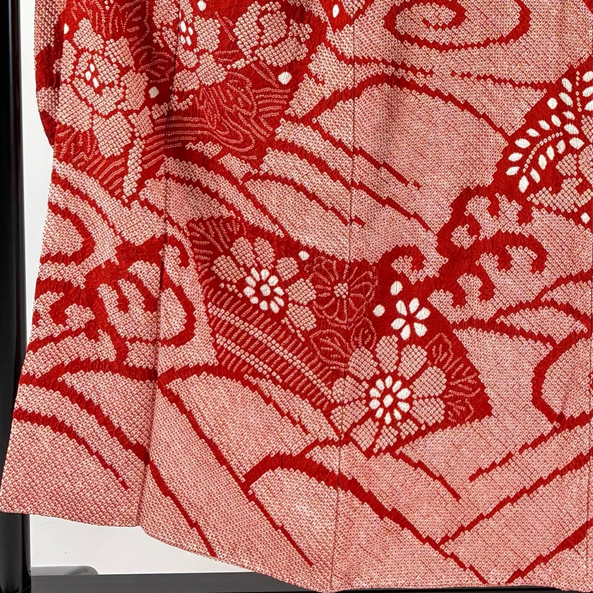 美品】 振袖 身丈153cm 裄丈63.5cm S 袷 扇面 草花 総絞り 朱色 正絹