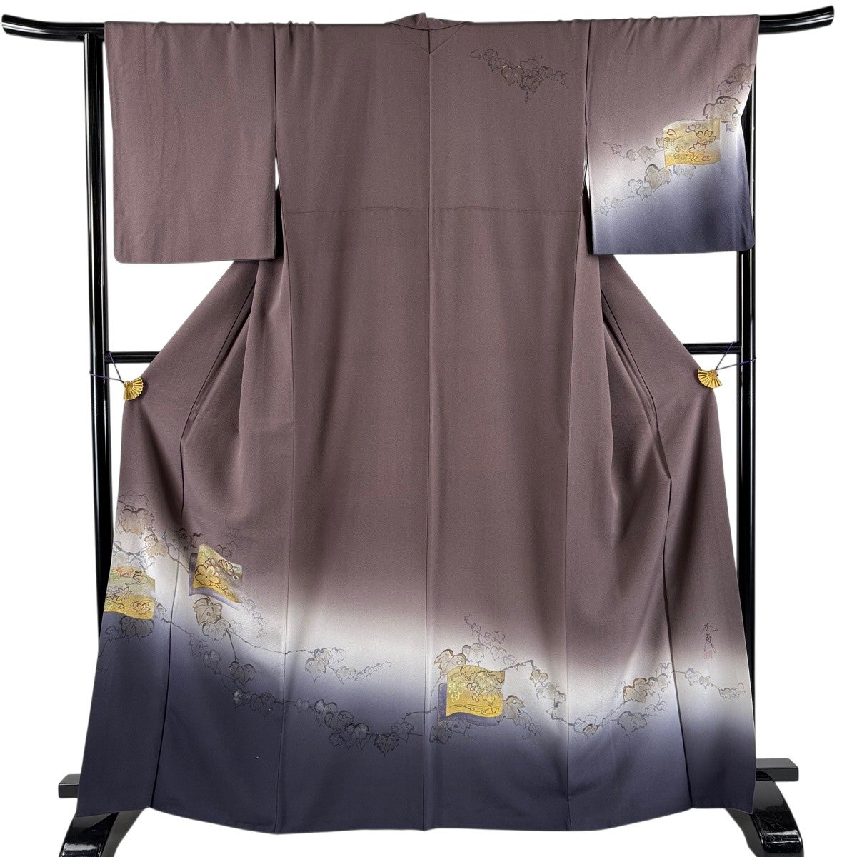 訪問着：美品：小菊とリボンと熨斗目：淡いグレー袷正絹：高身長：S-17 訪問着：美品：小菊とリボンと熨斗目：淡いグレー袷正絹：高身長：S-17
