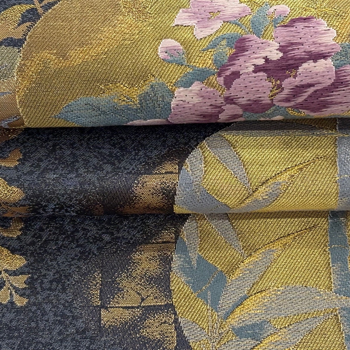 美品】 袋帯 逸品 じゅらく 落款あり じゅらく帝王紫 草花 鶴 金糸 箔