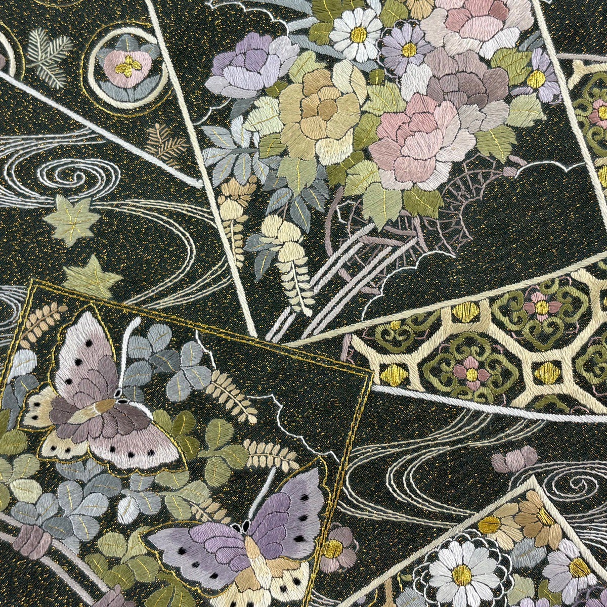 美品】 袋帯 逸品 草花 蝶 金糸 刺繍 深緑 六通 正絹｜中古・古着