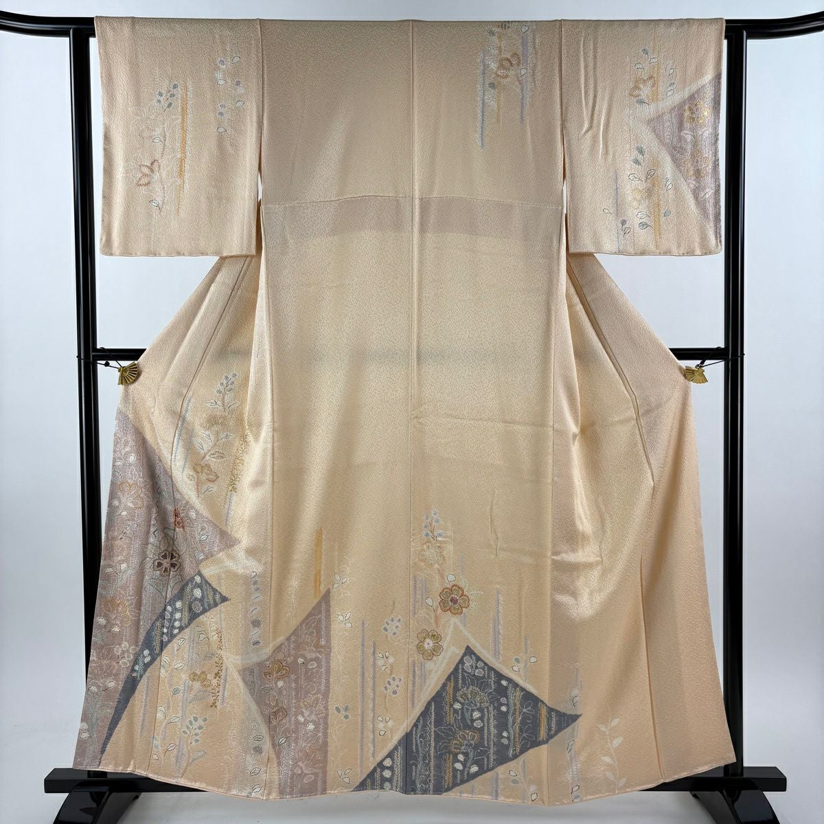 在庫一掃】 訪問着 身丈159cm 裄丈61.5cm S 袷 草花 金銀彩 絞り 薄