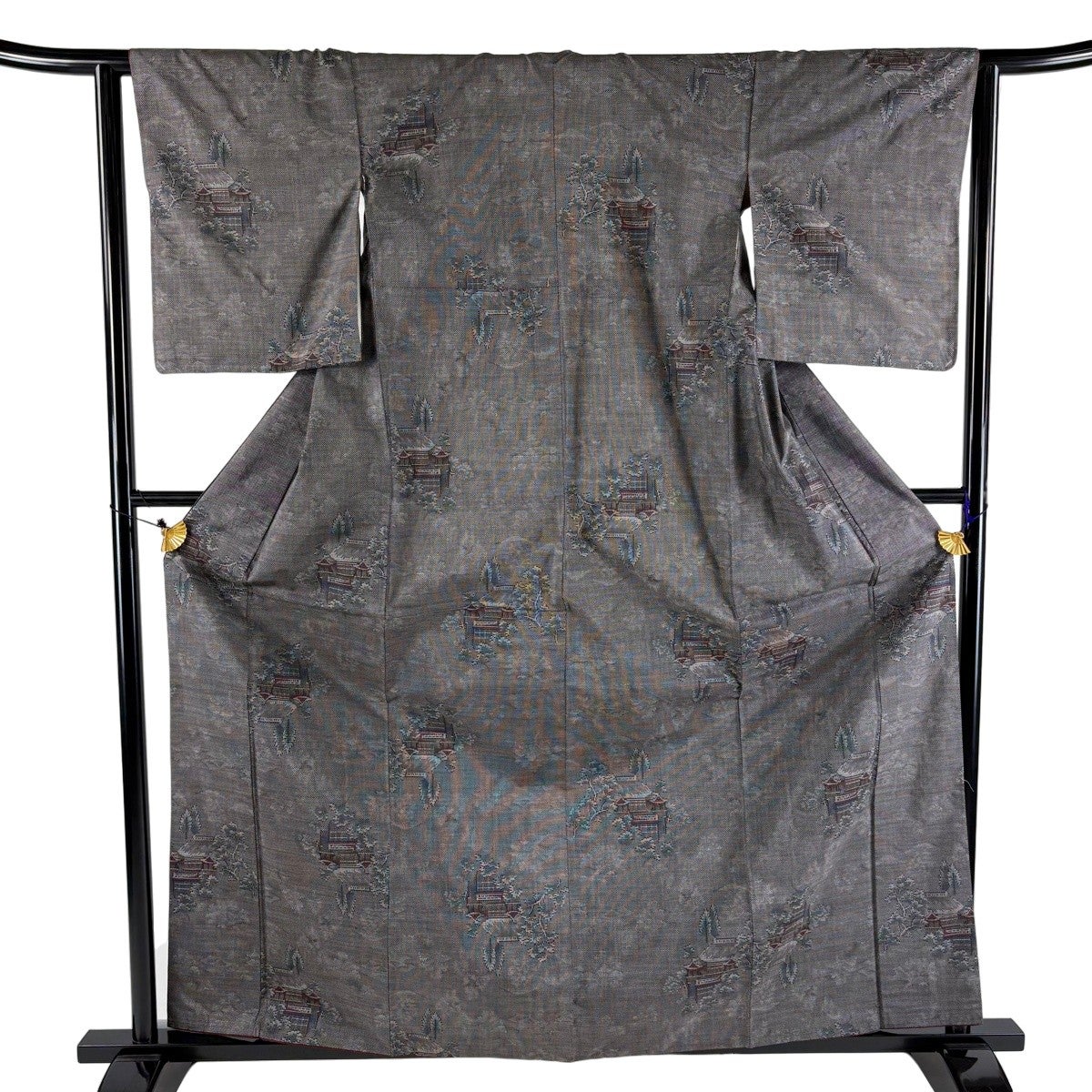 【美品】 紬 身丈163cm 裄丈63.5cm 正絹 秀品 【中古】 美品】 紬 身丈163cm 裄丈63.5cm S 袷 建物 樹木 灰茶 正絹