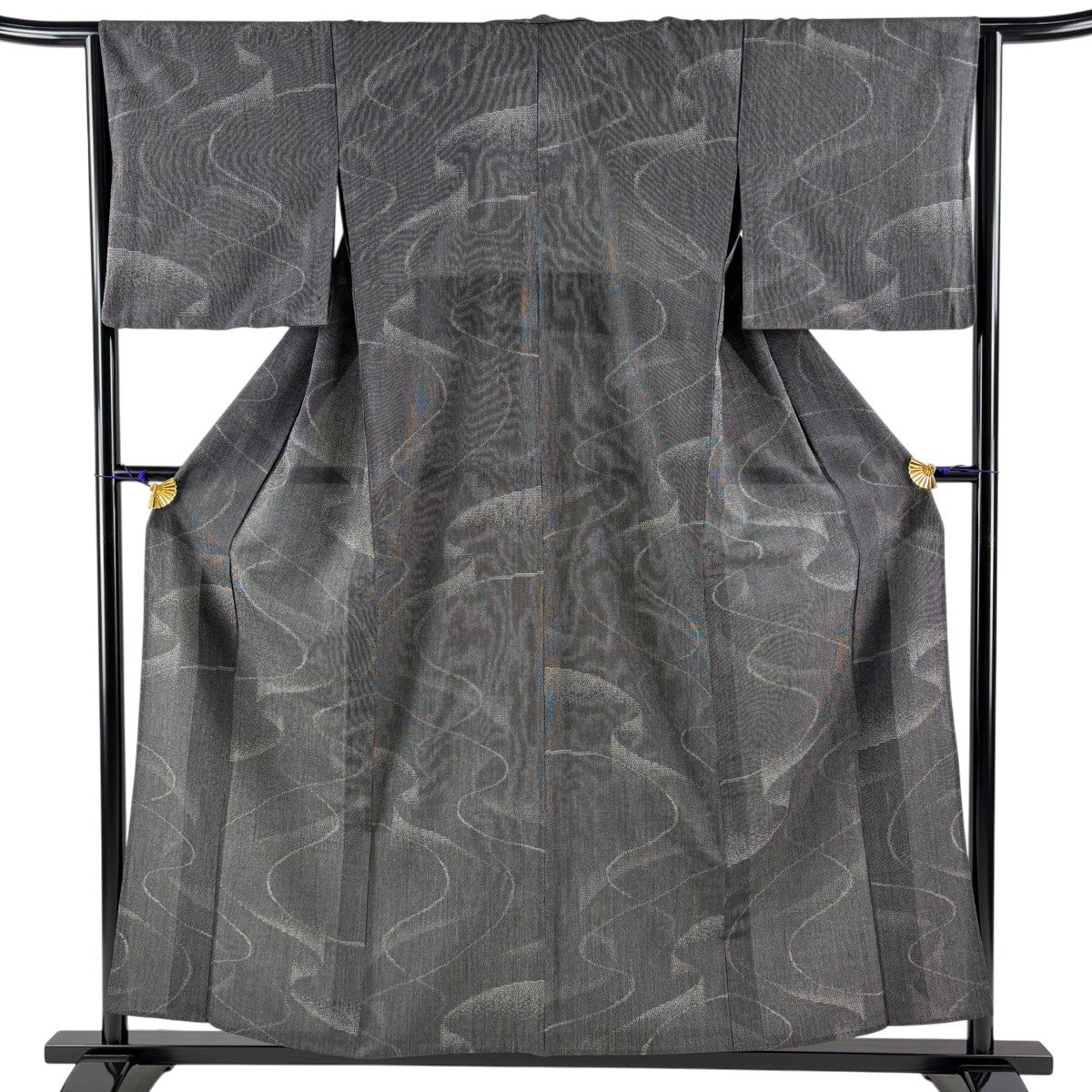 紬 身丈154cm 裄丈63.5cm S 単衣 天山紬 縞 華文 灰紫 正絹 秀品｜中古