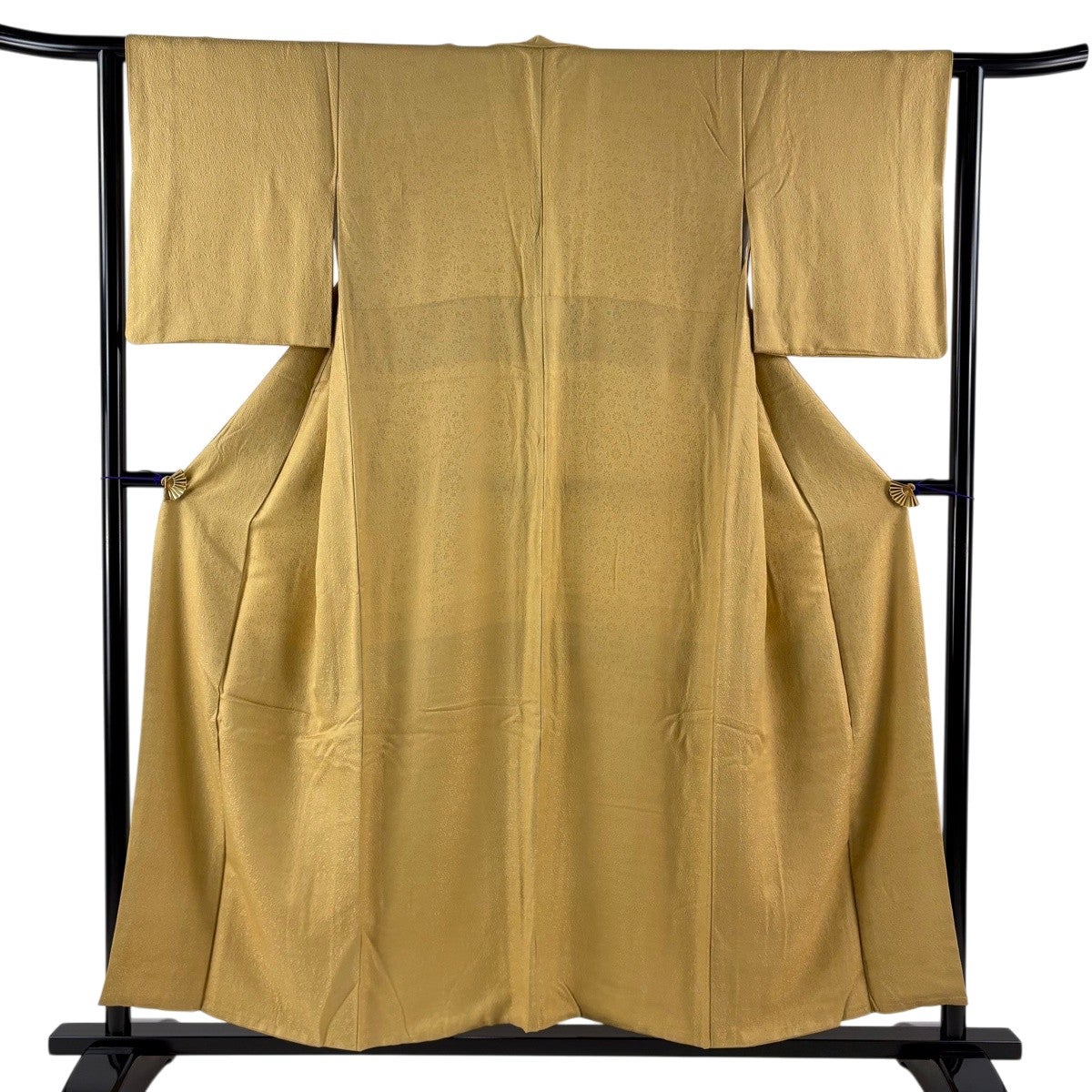 色無地 美品 名品 身丈158.5cm 裄丈63.5cm 正絹 【中古】 色無地 身丈158cm 裄丈64cm M 袷 地紋 薄小豆 正絹 優品｜中古・古着