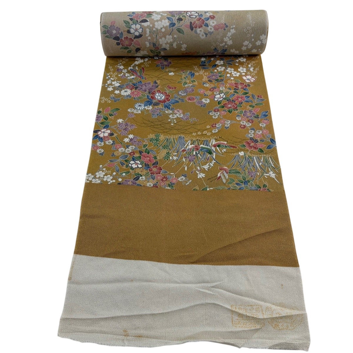 初代 山岡古都　天目織 総刺繍　草花尽くし　菊　椿　牡丹　紅葉　小紋 正絹 初代 山岡古都 天目織 総刺繍 草花尽くし 菊 椿 牡丹 紅葉 小紋 正絹の