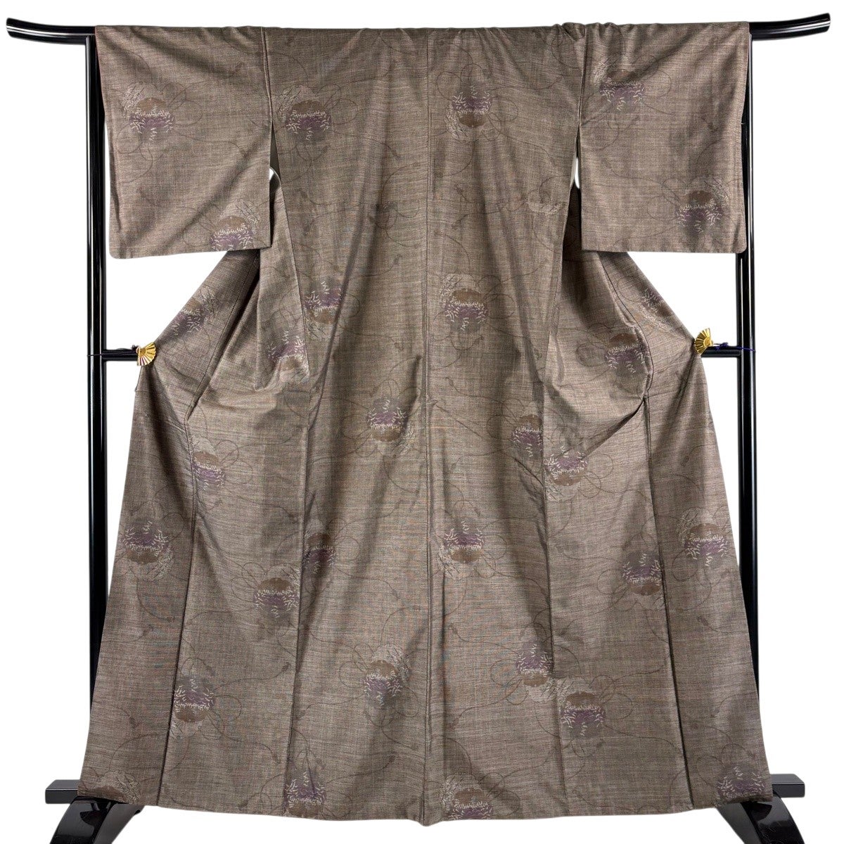 紬 身丈158cm 裄丈66cm M 袷 草花 流水 焦茶色 正絹 秀品｜中古・古着