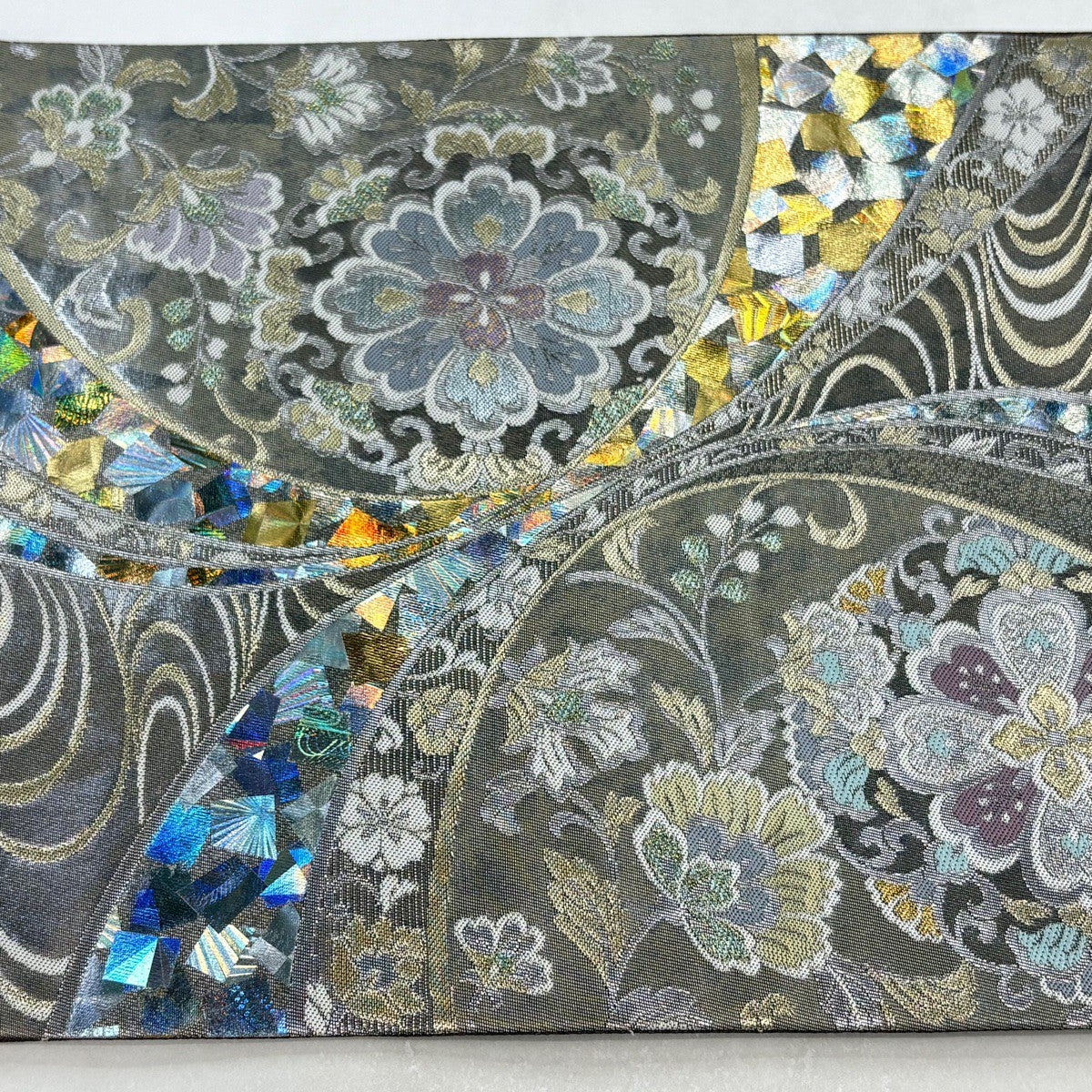 美品】 袋帯 逸品 堀省平 落款あり 草花 流水 金銀糸 箔 薄紫 六通