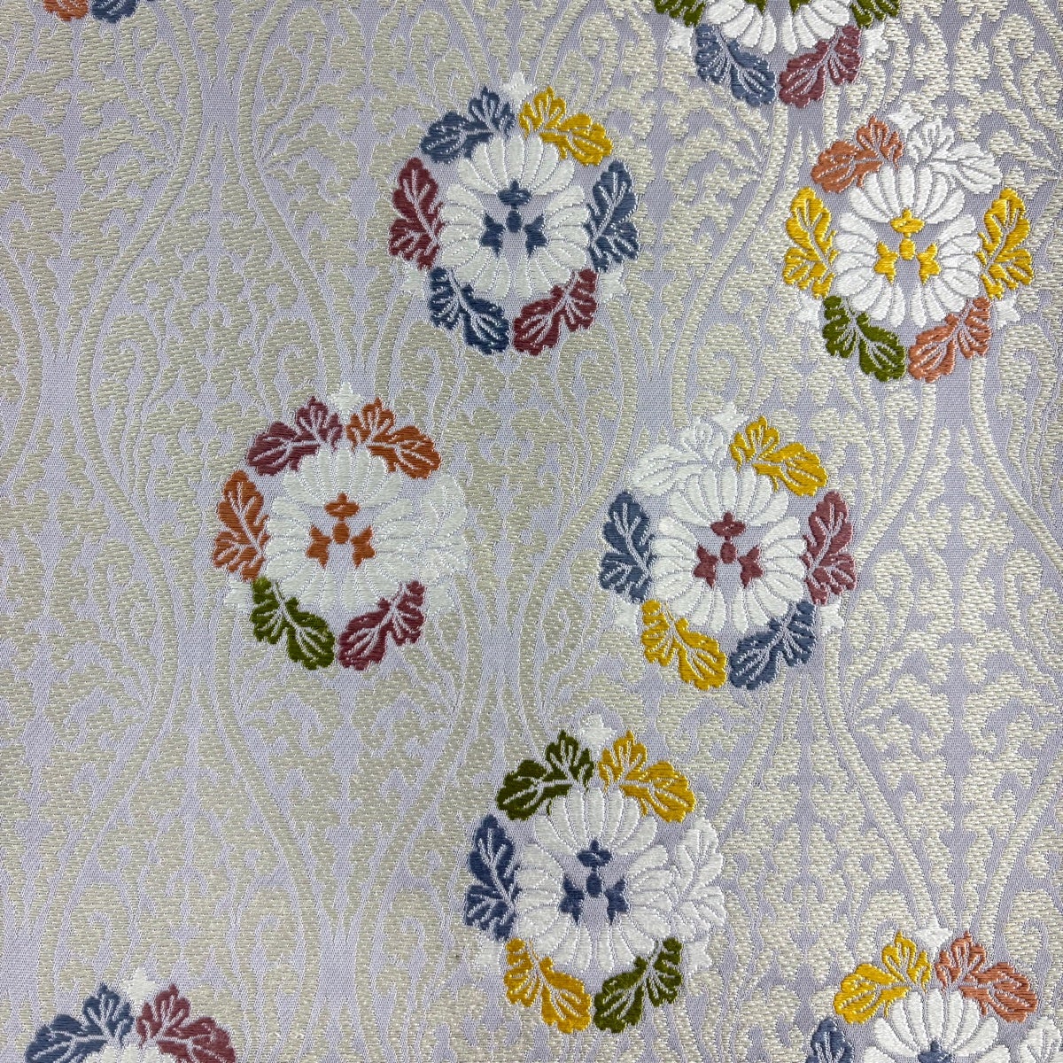 美品】 袋帯 名品 公家加賀五彩 王朝菊華文 唐織 灰紫 六通 正絹｜中古