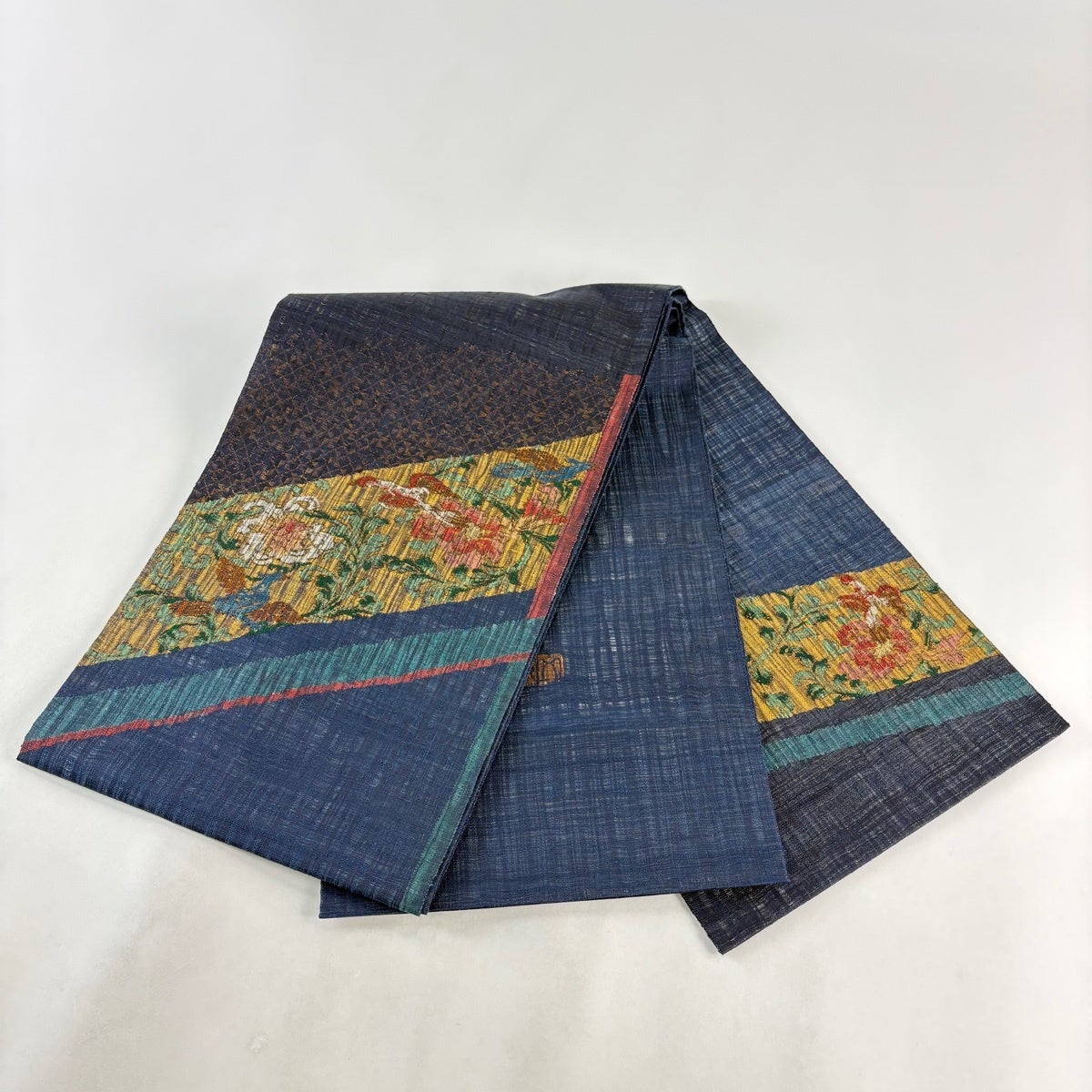 袋帯 美品 正絹 名品 草花 お太鼓柄 金銀糸 秀品 六通 金糸