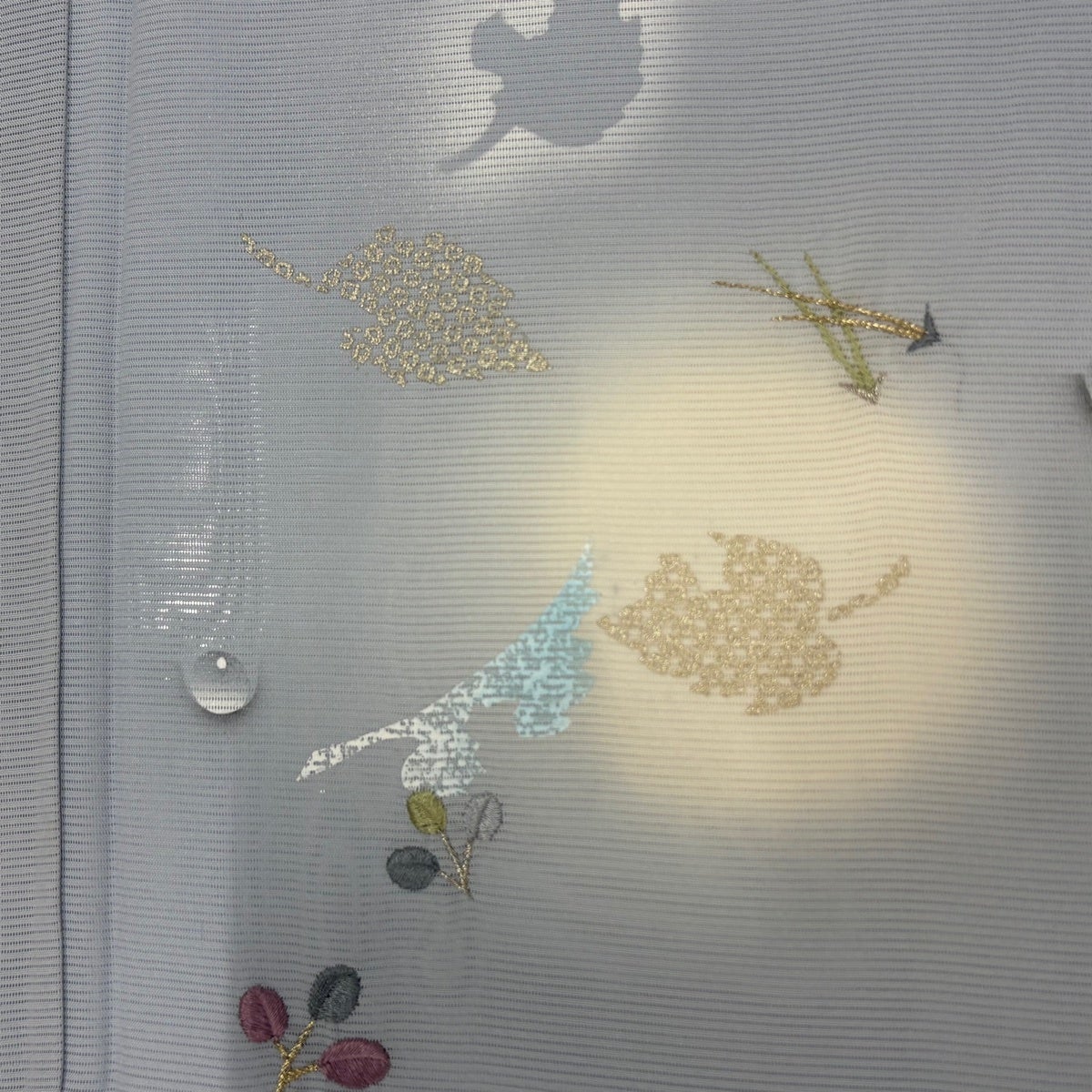 付下げ 身丈158cm 裄丈62cm S 薄物 絽 吹き寄せ 雫 ぼかし 刺繍 水色