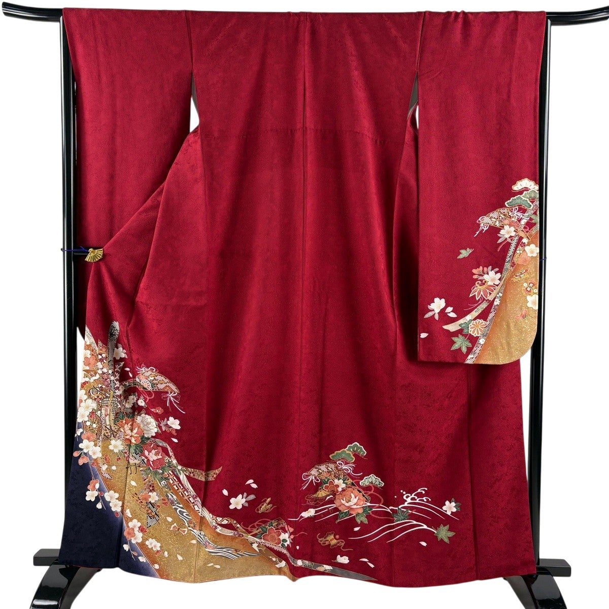 振袖　金彩　牡丹　蝶　藤　菊花　身丈162　裄65　正絹　着物　032tz 振袖 身丈162cm 裄丈66cm M 袷 御所車 牡丹 金糸 金彩 赤 正絹 秀品