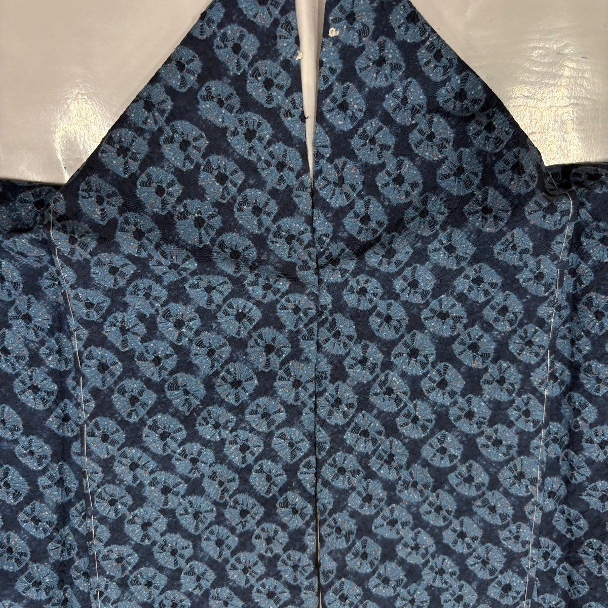 美品】 付下げ 身丈158.5cm 裄丈62.5cm S 袷 紬地 幾何学模様 絞り 裾