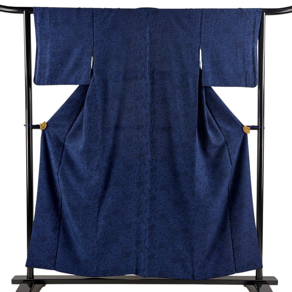 美品】 小紋 身丈154cm 裄丈63cm S 袷 菊 流水 紺色 正絹 秀品｜中古