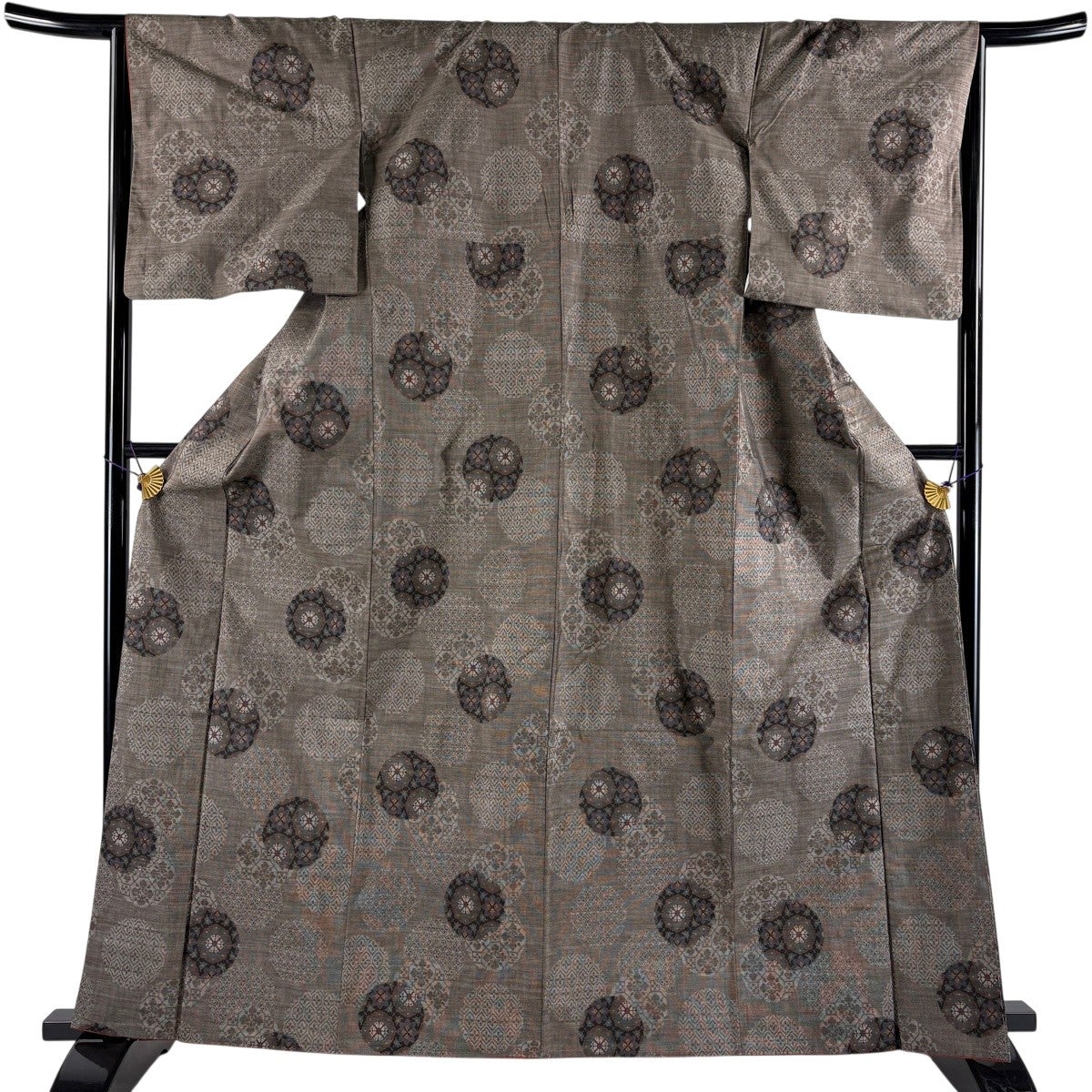 紬 身丈165cm 裄丈65cm M 袷 華文 亀甲 焦茶色 正絹 秀品｜中古・古着