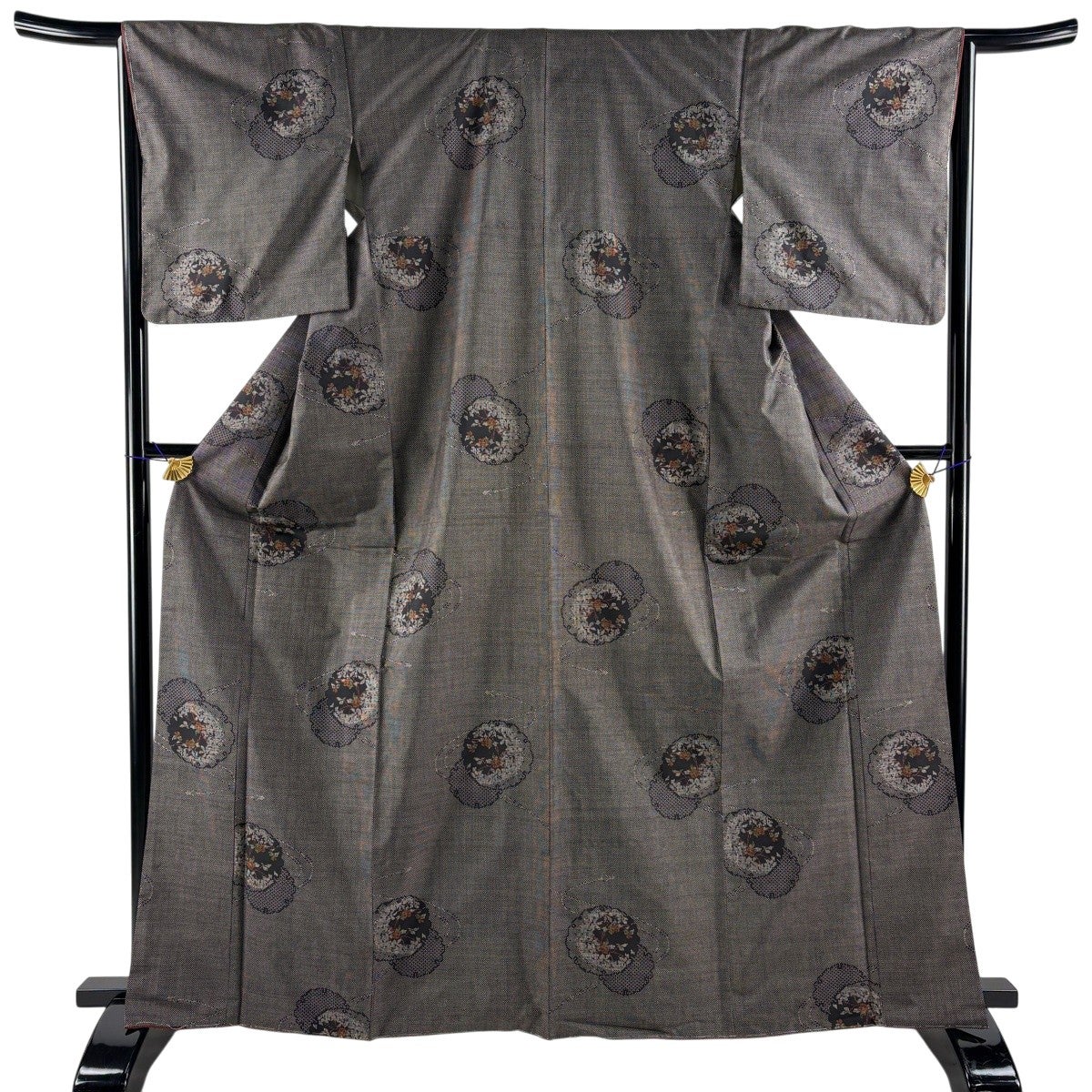 美品】 紬 身丈165.5cm 裄丈66cm M 袷 ほていや 幾何学 亀甲絣 薄茶色