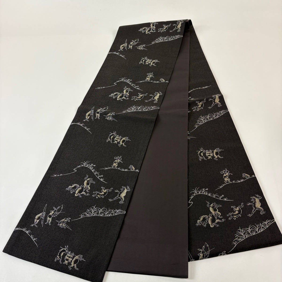 美品】 袋帯 逸品 鳥獣戯画 焦茶色 六通 正絹｜中古・古着・リサイクル