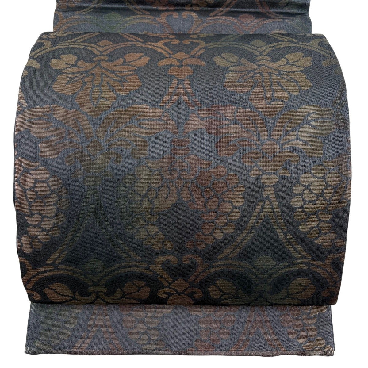 美品】 開き名古屋帯 秀品 葡萄 金糸 金彩 灰緑 正絹｜中古・古着
