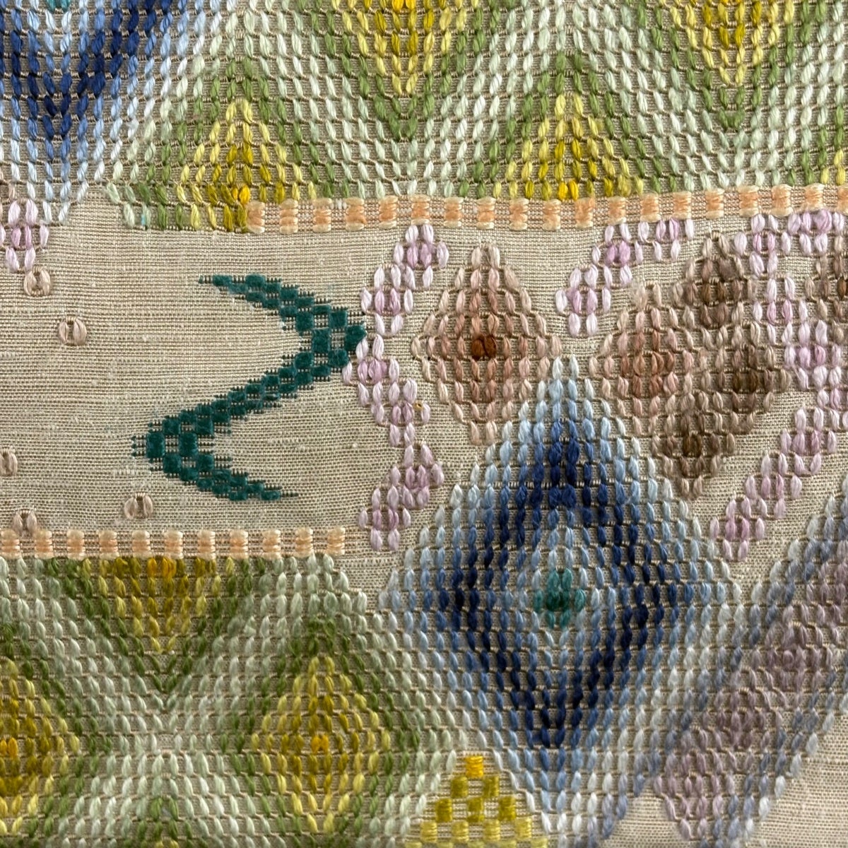名古屋帯 逸品 紬地 菱 流水 刺し子刺繍 薄小豆 正絹｜中古・古着