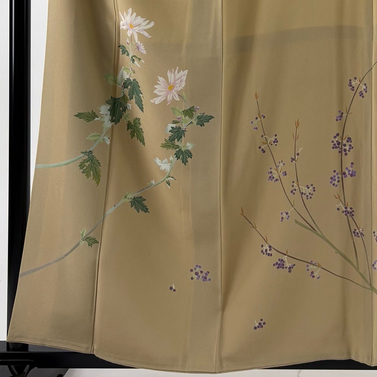 付下げ 身丈159cm 裄丈63cm S 袷 落款あり 草花 葉と実 薄茶色 正絹 秀