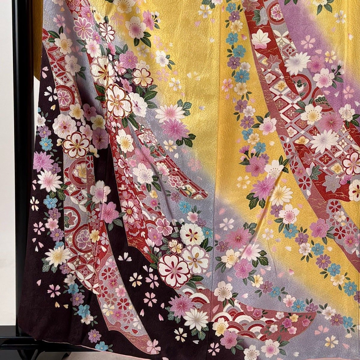 美品】 振袖 身丈158.5cm 裄丈68.5cm L 袷 熨斗 桜 金糸 金彩 黄色