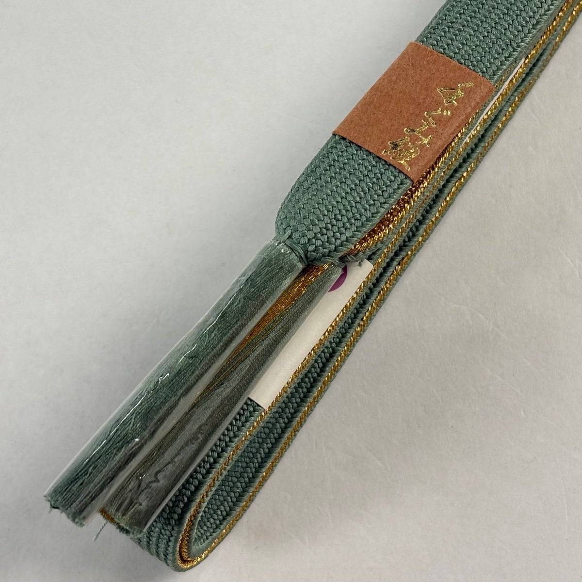 美品】帯締め 優品 幾何学 刺繍 金糸 灰緑 正絹 和装小物｜中古・古着