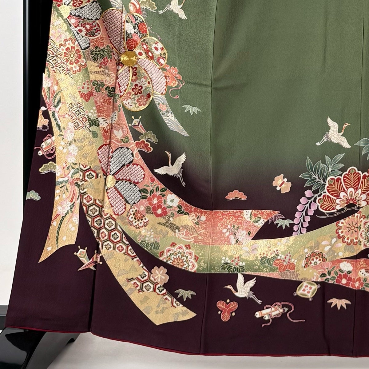 振袖 身丈164cm 裄丈66.5cm 正絹 秀品 【中古】 振袖 身丈164cm 裄丈63cm S 袷 牡丹 菊 金糸 金彩 ピンク 正絹 秀品