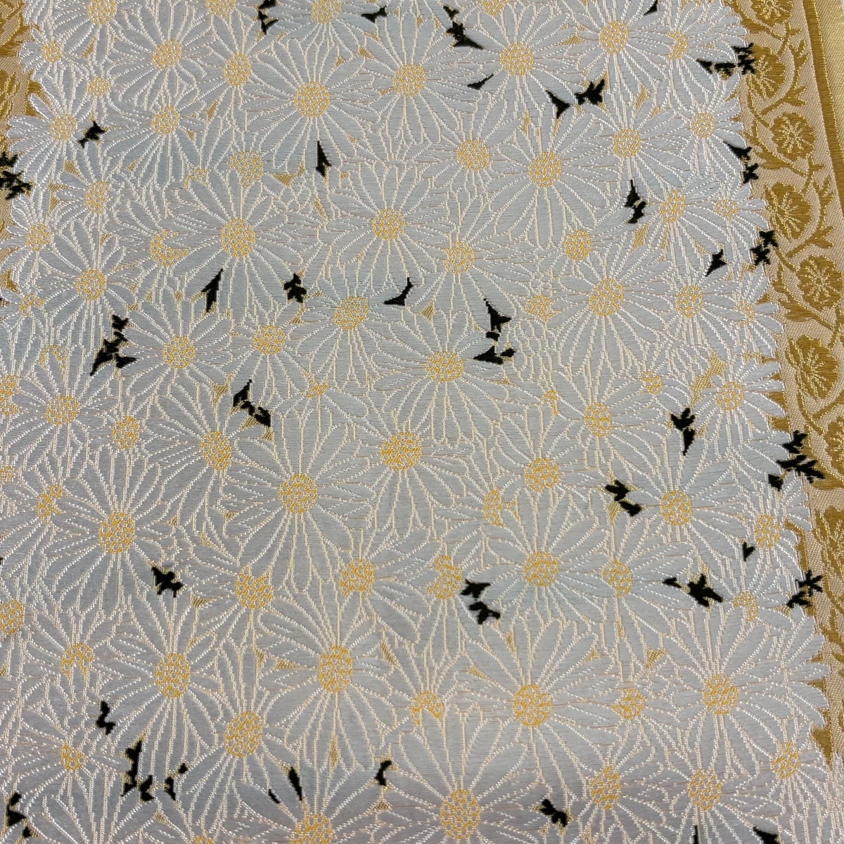 美品 唐織 逸品 小菊の可愛い袋帯 決算SALE】 【織文意匠 鈴木】 高級西陣本唐織袋帯 ～唐織錦～ ≪御
