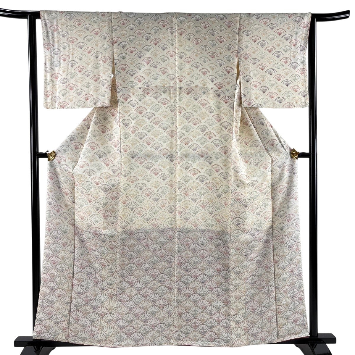 【美品】 付下げ 身丈157cm 裄丈66cm 正絹 逸品 【中古】 美品】 付下げ 身丈154cm 裄丈64cm 正絹 逸品 【中古】の通販 by