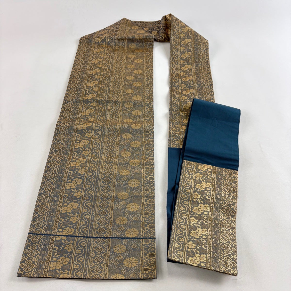 美品】 名古屋帯 優品 花唐草 幾何学模様 箔 金色 正絹｜中古・古着