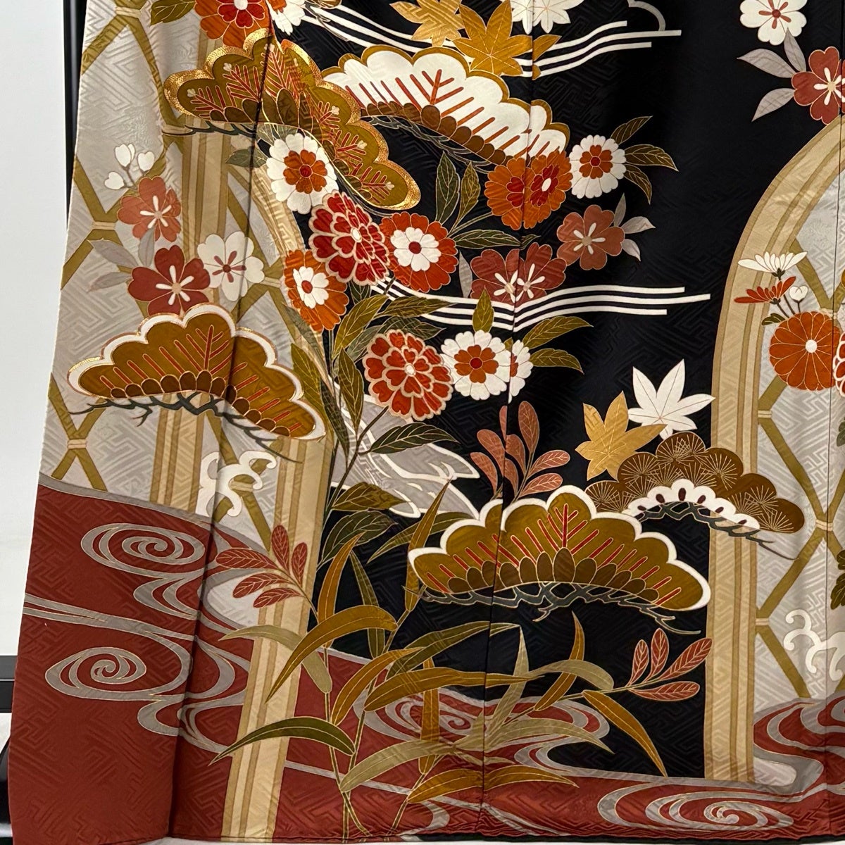 振袖 身丈171cm 裄丈67.5cm L 袷 ますいわ屋 松 草花 金糸 金彩 黒