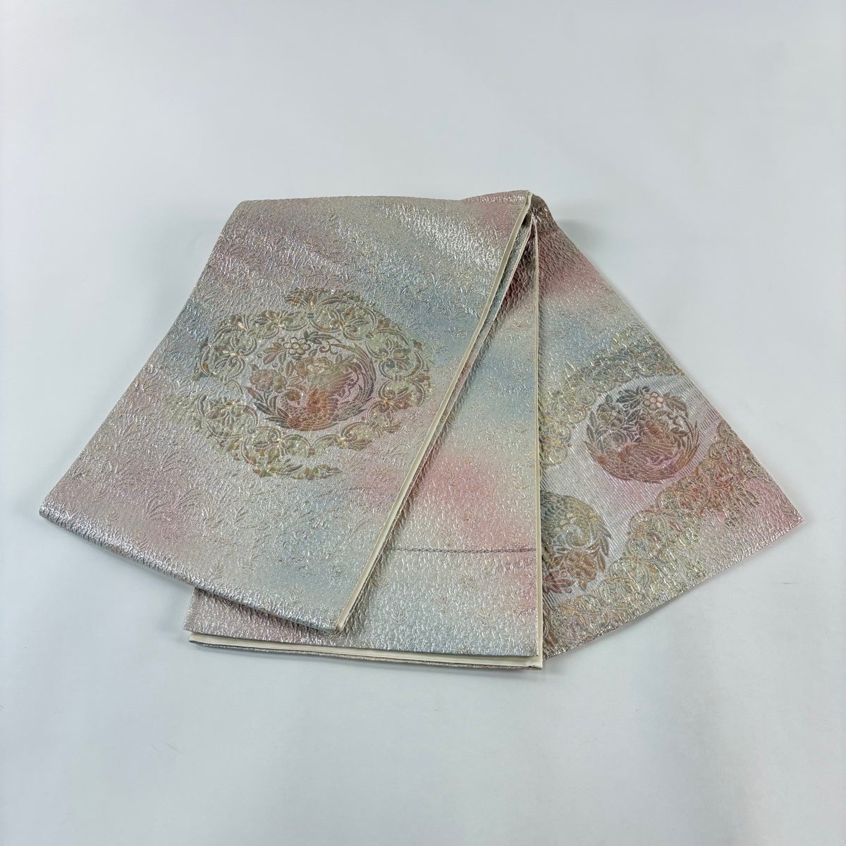 美品】 袋帯 秀品 鳥 草花 箔 薄ピンク お太鼓柄 正絹｜中古・古着