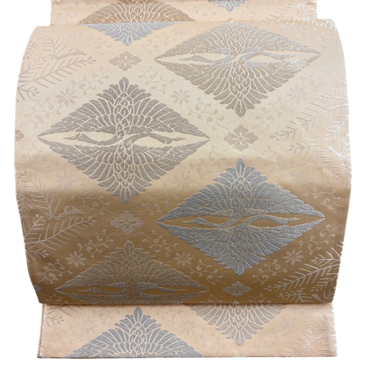 名古屋帯 逸品 正絹 【中古】 40%OFF 名古屋帯 逸品 落款あり 鳥獣戯画 縮緬 薄緑 正絹 K30｜中古