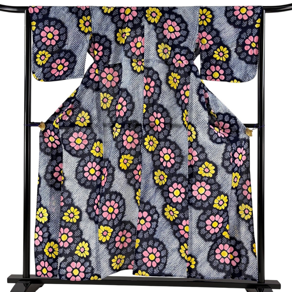 浴衣 身丈148cm 裄丈61cm S 絞り浴衣 草花 紺色 綿 名品｜中古・古着