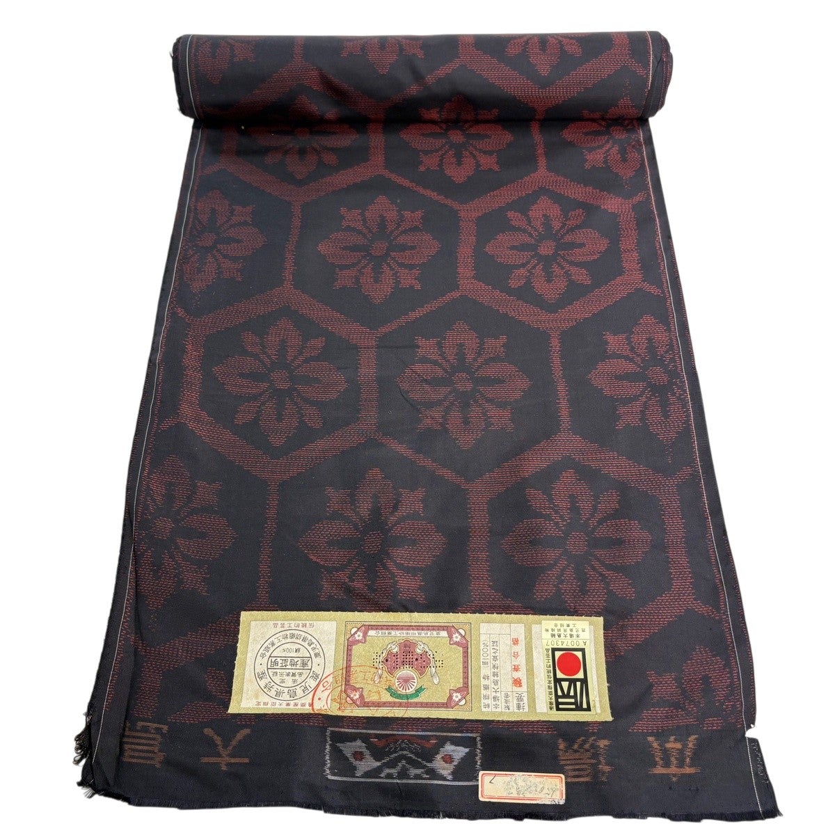 反物 秀品 紬 縞 菱 赤茶 正絹｜中古・古着・リサイクル着物通販