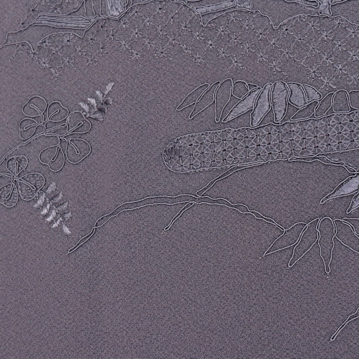 付下げ 身丈154cm 裄丈63.5cm S 袷 建物 樹木 刺繍 紫 正絹 秀品｜中古