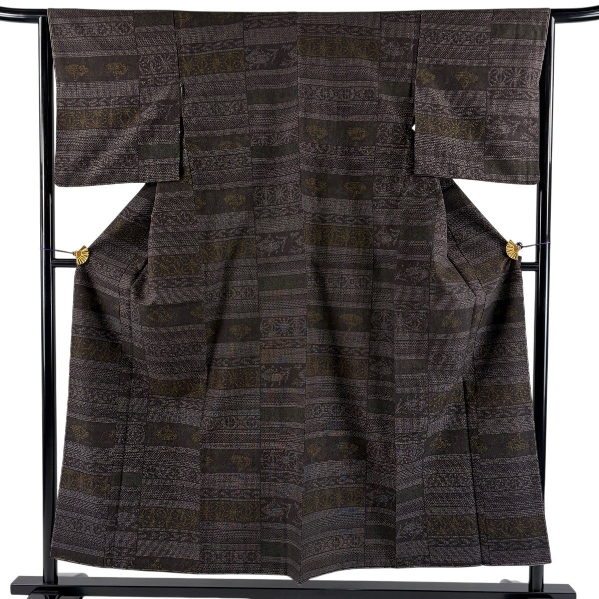 美品】 紬 身丈153.5cm 裄丈64.5cm M 袷 扇 横段 焦茶色 正絹 秀品