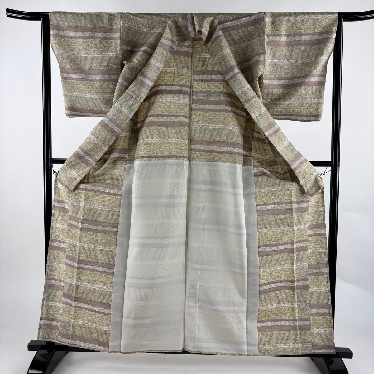 紬 身丈161.5cm 裄丈63.5cm S 単衣 横段 幾何学 ベージュ 正絹 秀品