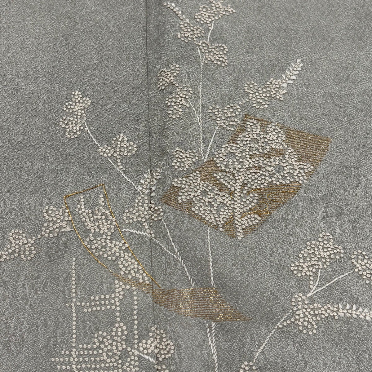 付下げ 身丈158cm 裄丈64.5cm M 単衣 萩 短冊 相良刺繍 金糸 灰緑 正絹