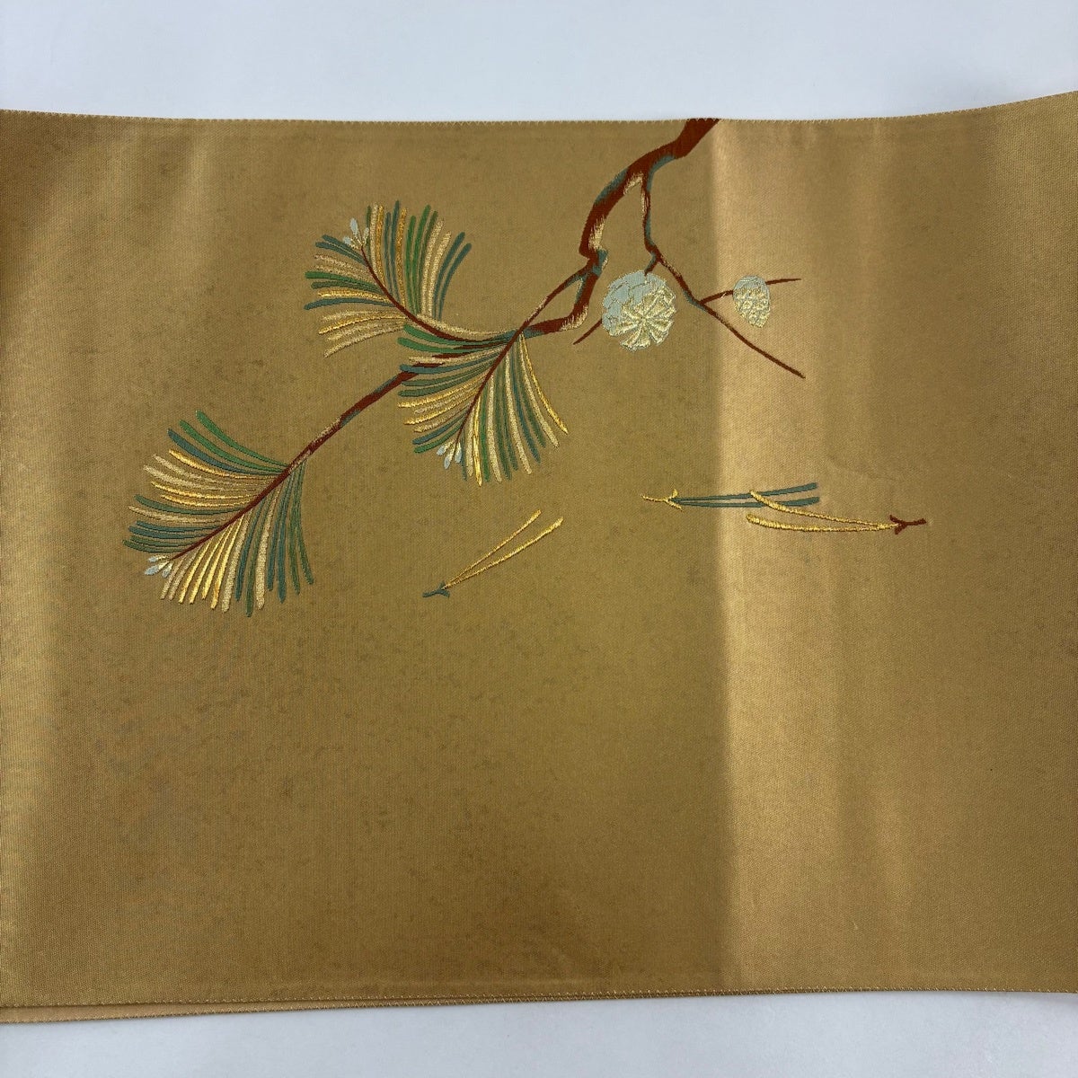美品】 袋帯 秀品 鈴乃屋 若松 松笠 金糸 箔 金色 お太鼓柄 正絹｜中古