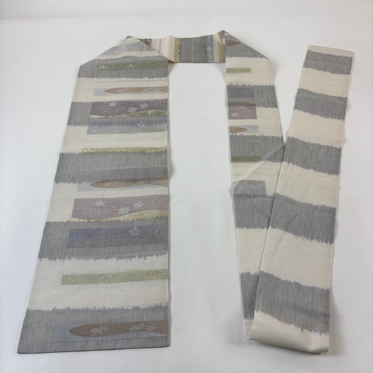 美品】 名古屋帯 秀品 夏帯 紗 流水 花 金糸 箔 灰色 正絹｜中古・古着
