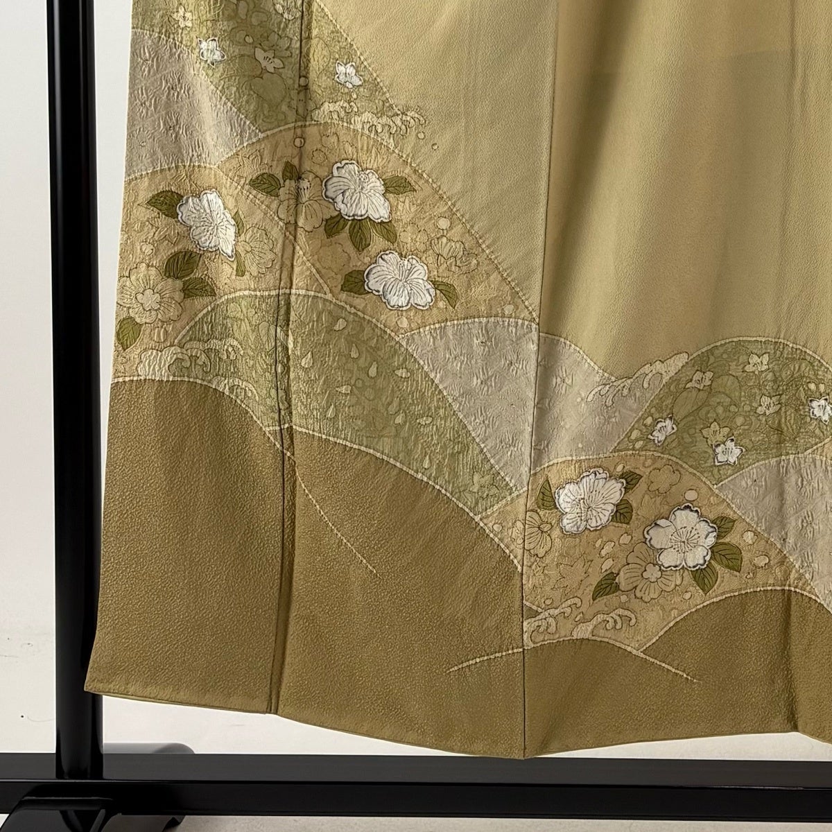 付下げ 身丈154cm 裄丈61.5cm S 袷 草花 青海波 金彩 絞り ベージュ